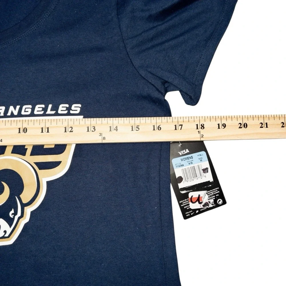 The Nike Tee NWT NFL LA Rams Womens Medium Shirt‎